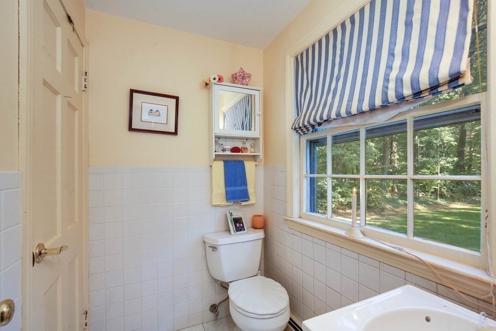 139 Walker Pond Road Sturbridge, MA 01566 - Photo 25 of 42 Gallery Image 25