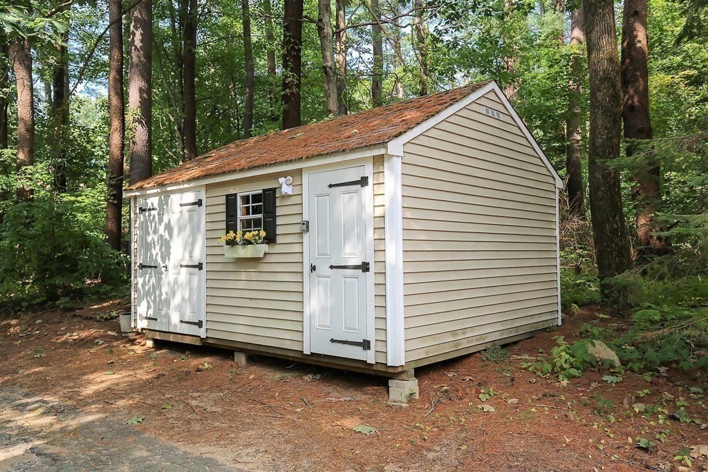 139 Walker Pond Road Sturbridge, MA 01566 - Photo 42 of 42 Gallery Image 42