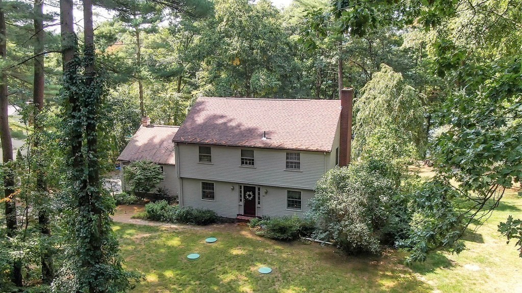 139 Walker Pond Road Sturbridge, MA 01566 - Photo 5 of 42 Gallery Image 5