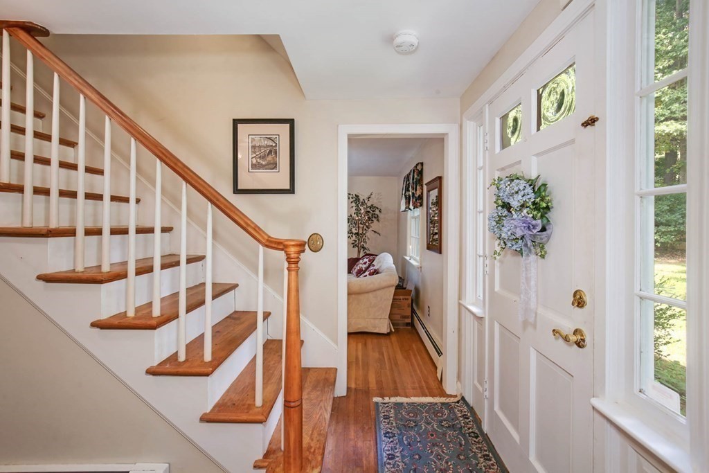 139 Walker Pond Road Sturbridge, MA 01566 - Photo 6 of 42 Gallery Image 6