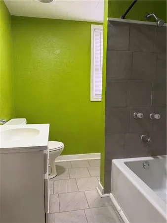 $194,900 | 1204 North 8th Street, St. Joseph, MO 64501