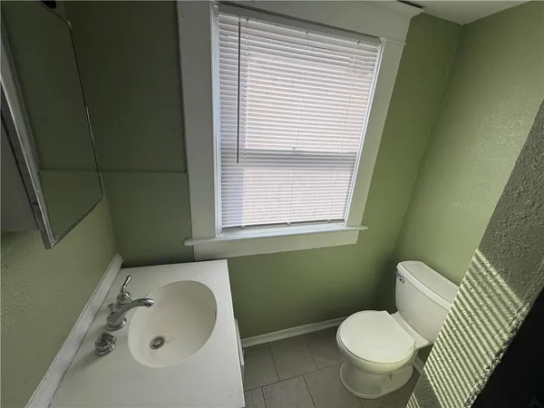 $194,900 | 1204 North 8th Street, St. Joseph, MO 64501