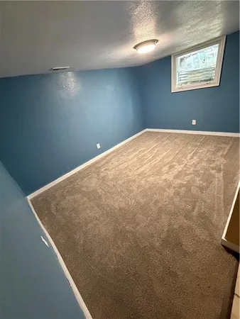$194,900 | 1204 North 8th Street, St. Joseph, MO 64501