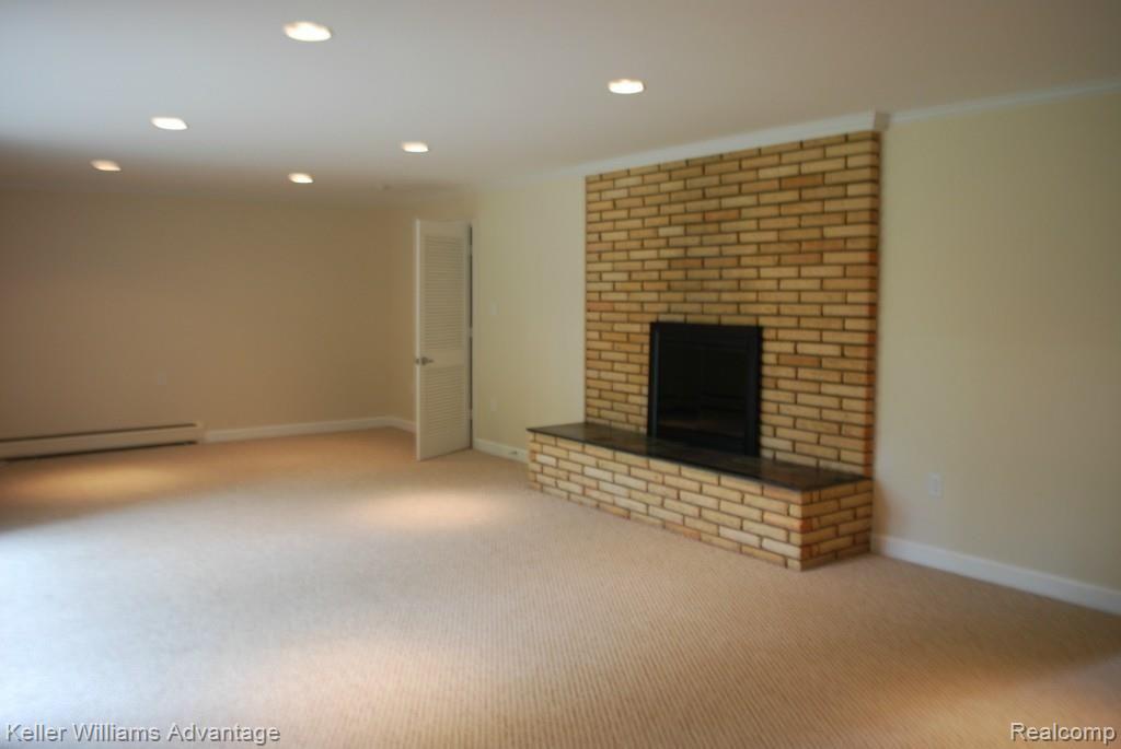 29740 Pipers Lane Farmington, MI 48334 - Photo 36 of 42