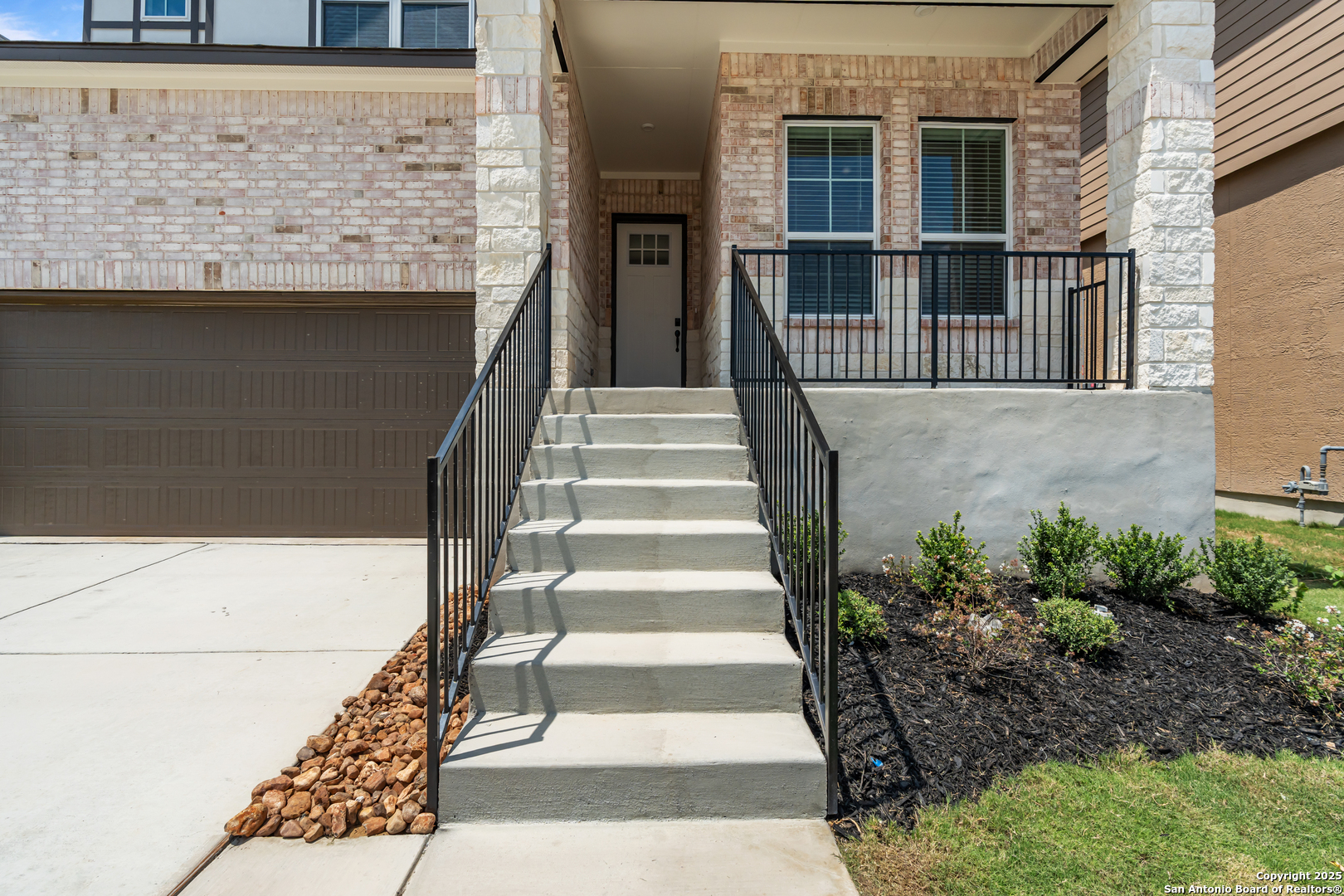 178 Jax Loop San Antonio, TX 78253 - Photo 5 of 45 a view of entryway with wooden floor
