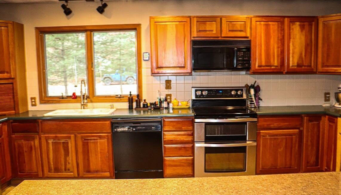 5103 Wilson Road Indian River, MI 49749 - Photo 17 of 45 Gallery Image 17