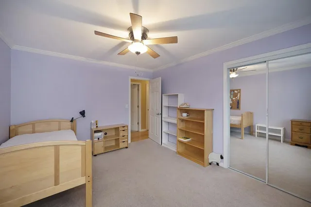 a view of livingroom with a couch