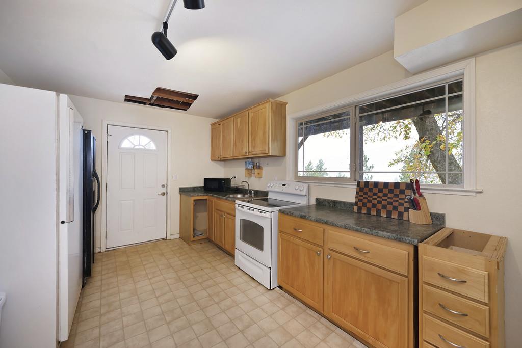 2930 Holloway Drive Georgetown, CA 95634 - Photo 41 of 93