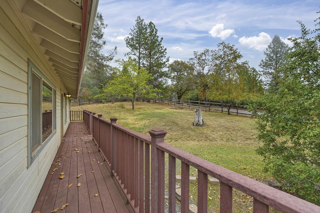 2930 Holloway Drive Georgetown, CA 95634 - Photo 49 of 93 a view of a hardwood and front view of a house