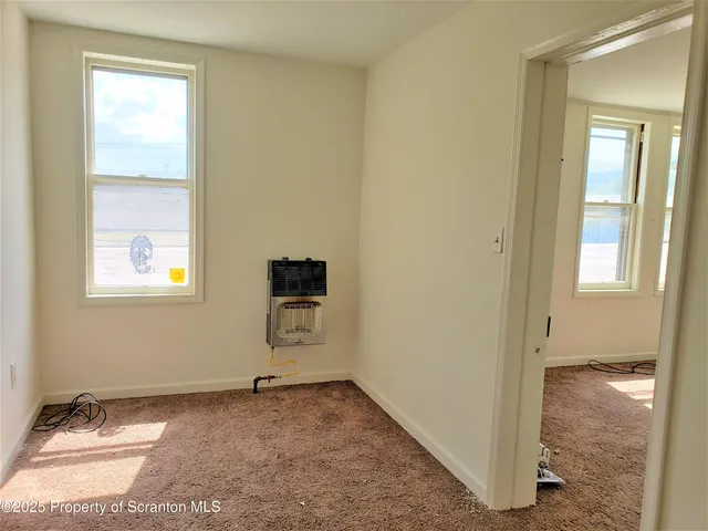 $950 | 513 Washington Avenue, Unit 6, Jermyn, PA 18433