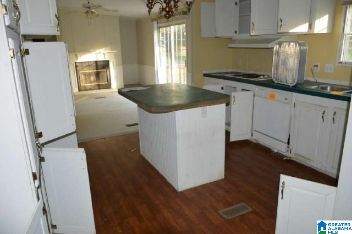 422 Joseph Street Bessemer, AL 35020 - Photo 5 of 7