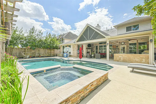 $550,000 | 14134 Prospect Point Drive, Cypress, TX 77429