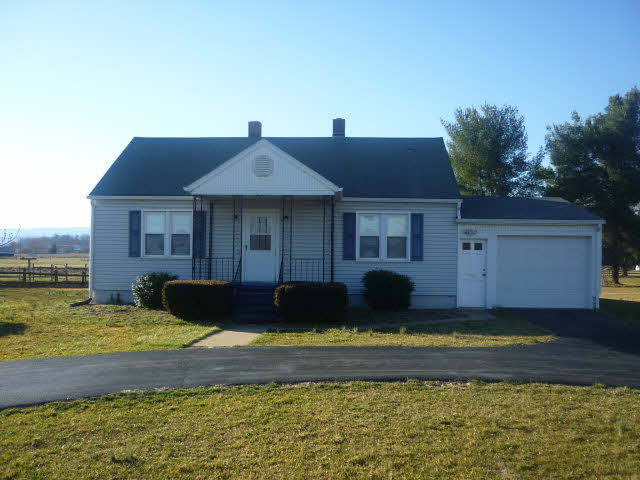 6384 Beaver Creek Road Bridgewater, VA 22812 - Photo 2 of 9 Gallery Image 2