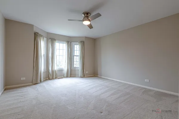 $1,050,000 | 383 Barnswallow Lane, Vernon Hills, IL 60061