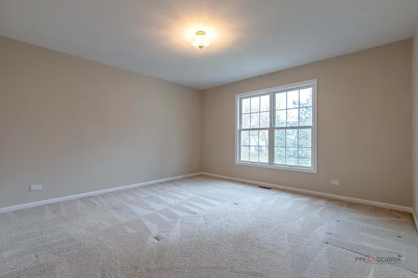 $1,050,000 | 383 Barnswallow Lane, Vernon Hills, IL 60061