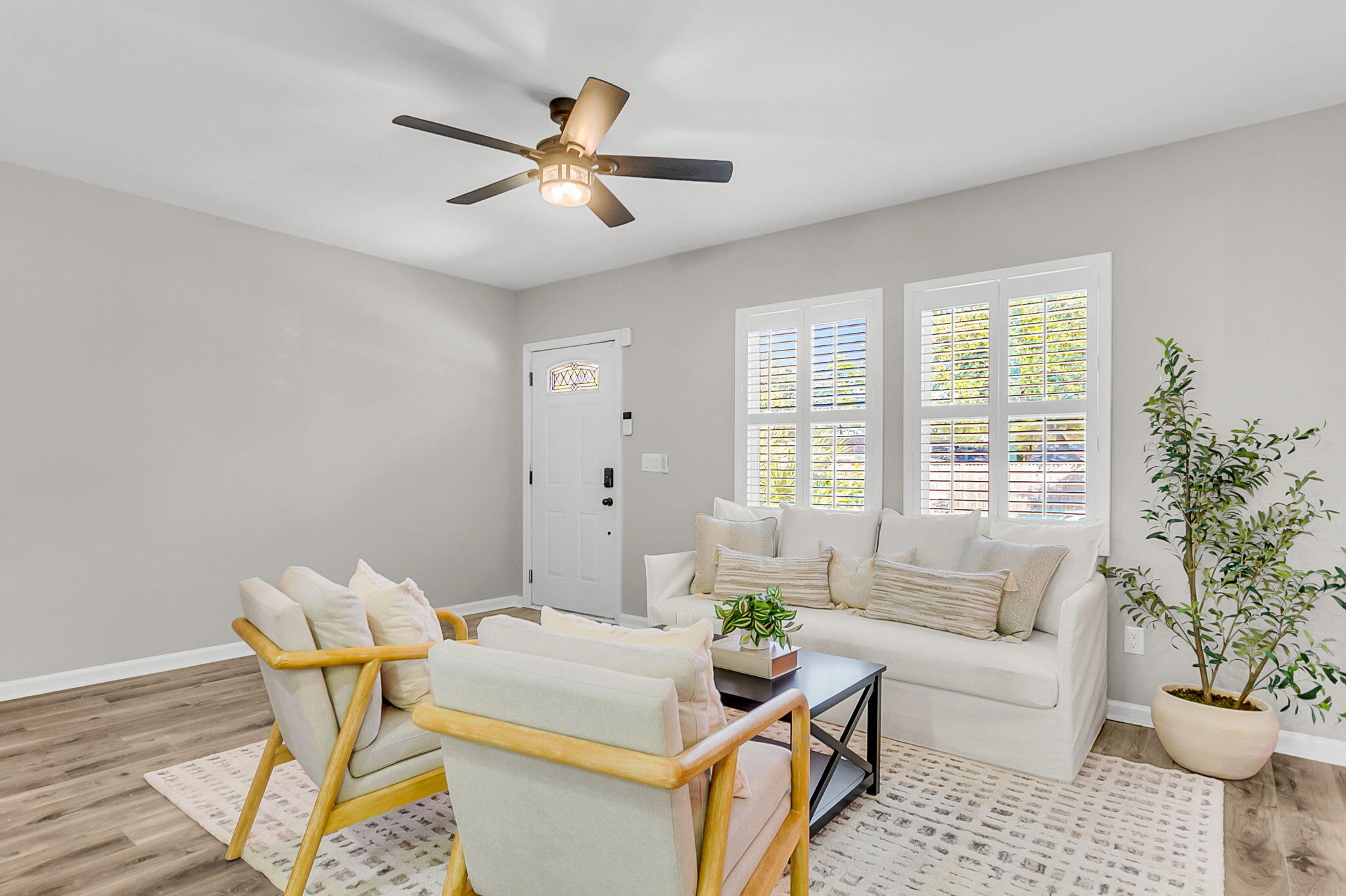 1187 Marquis Road North Charleston, SC 29405 - Photo 12 of 64 CREM - 1187 Marquis - interior reshoot-7