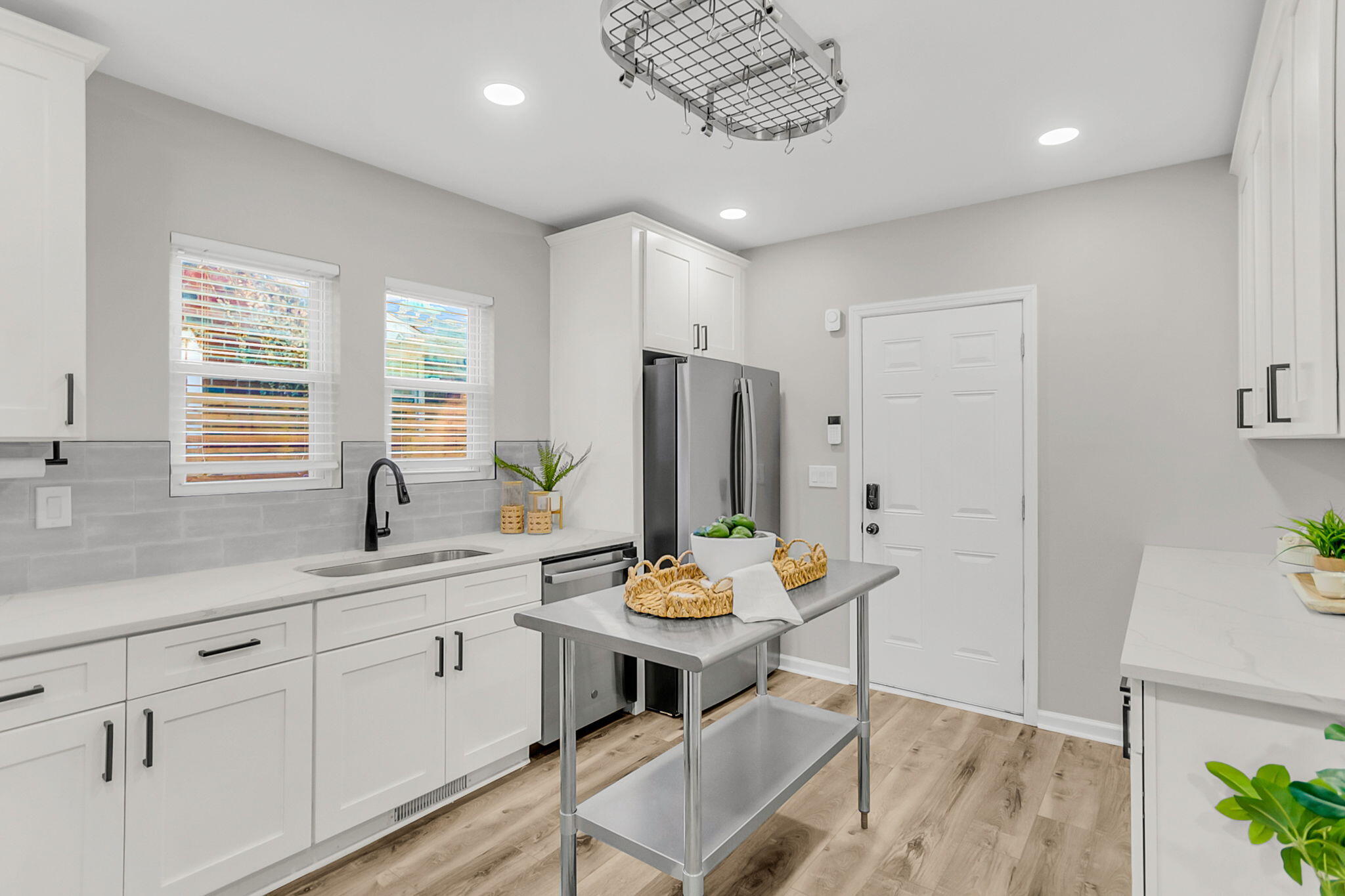 1187 Marquis Road North Charleston, SC 29405 - Photo 17 of 64 CREM - 1187 Marquis - interior reshoot-1