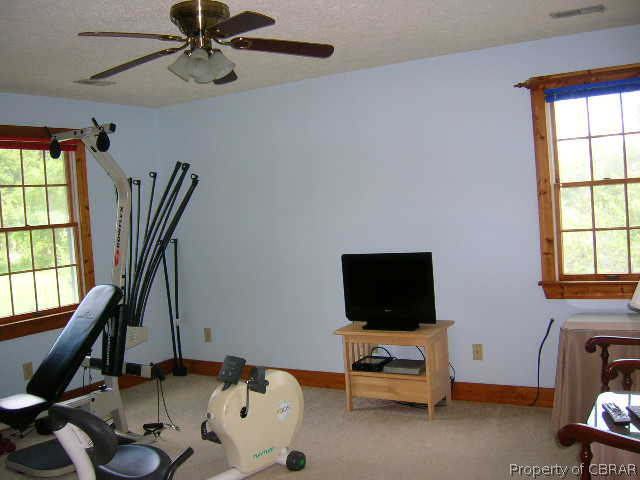 8102 Spring Hill Farm Road East Gloucester, VA 23061 - Photo 21 of 31
