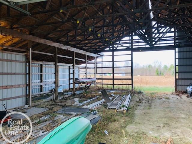 6737 Fargo Road Avoca, MI 48006 - Photo 10 of 27 50032314-9.JPG