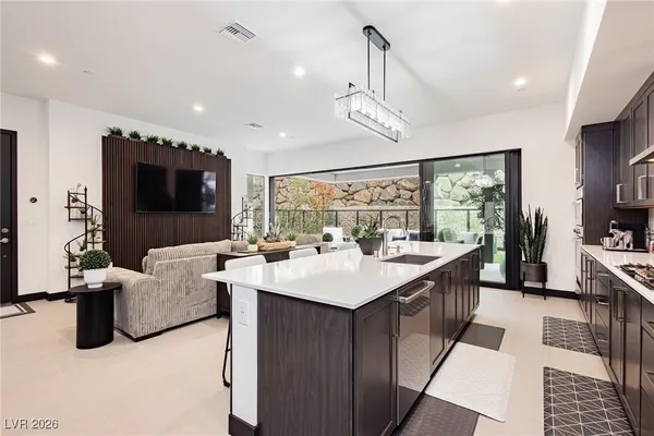 $1,575,000 | 13 Promenade Isle Lane, Henderson, NV 89011