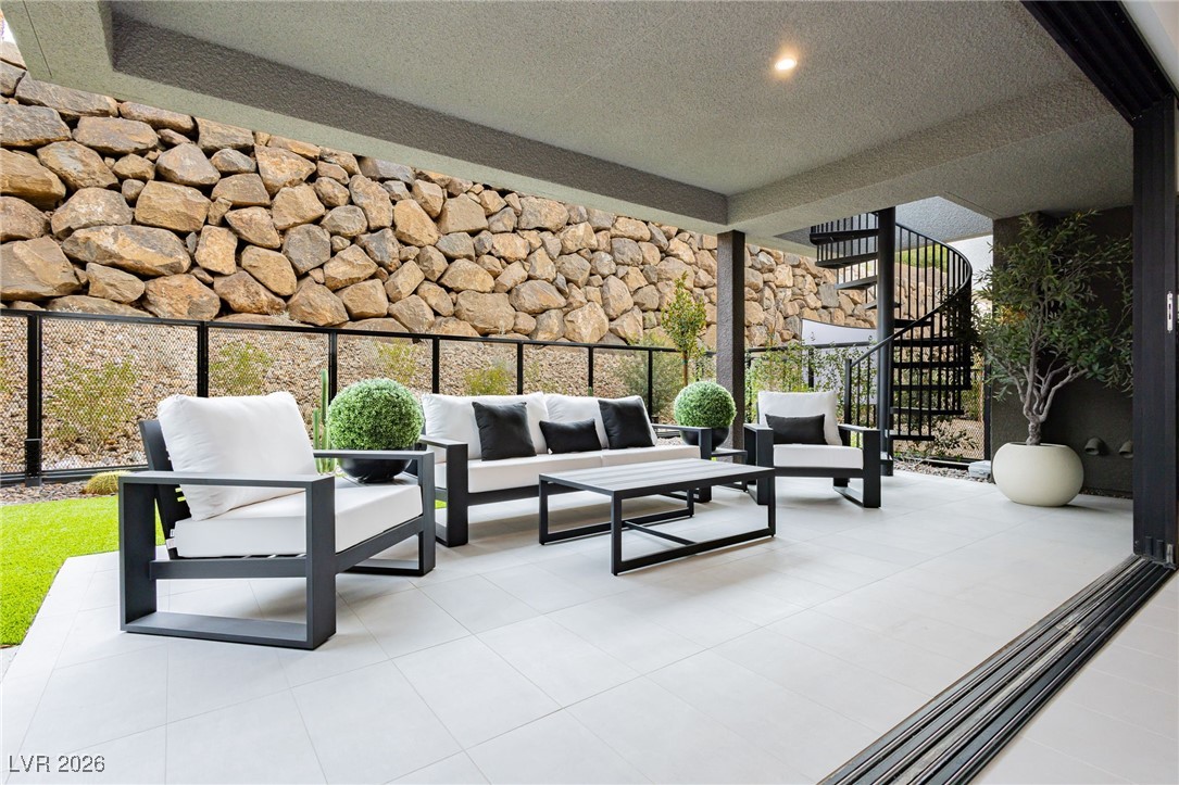 13 Promenade Isle Lane Henderson, NV 89011 - Photo 17 of 52