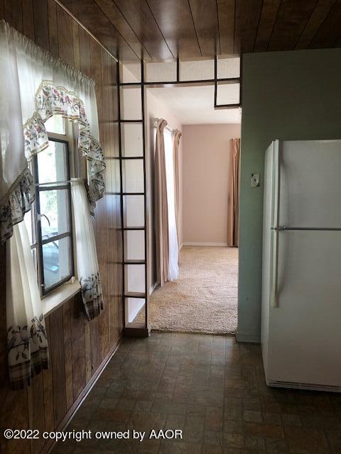 4214 Gables Street Amarillo, TX 79110 - Photo 5 of 17 Kitchen