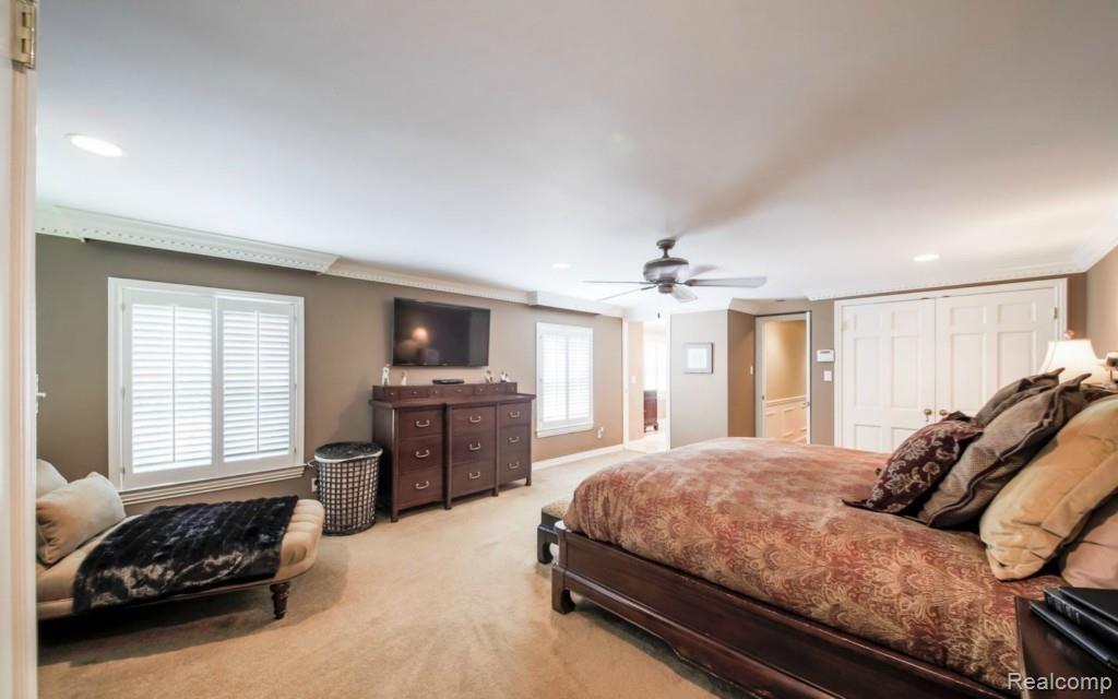 240 Touraine Road Grosse Pointe Farms, MI 48236 - Photo 35 of 50
