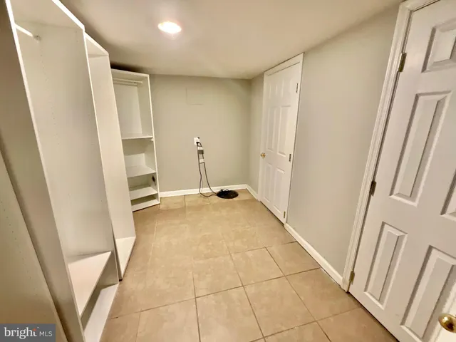 $2,600 | 132 South Potomac Street, Baltimore, MD 21224