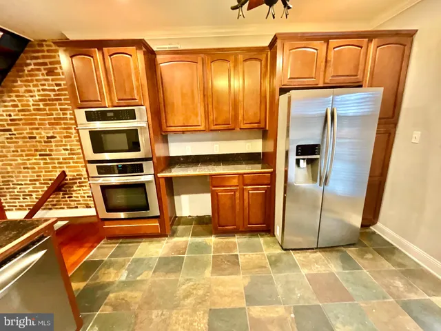 $2,600 | 132 South Potomac Street, Baltimore, MD 21224