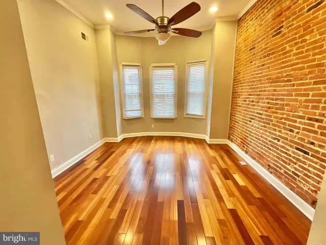 $2,600 | 132 South Potomac Street, Baltimore, MD 21224