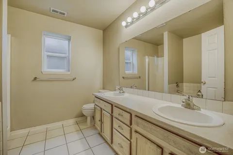 $624,950 | 13421 Des Moines Memorial Drive South, Burien, WA 98168