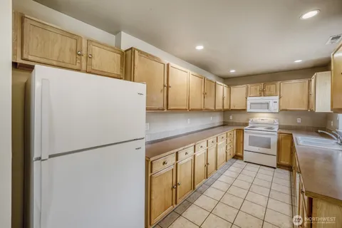 $624,950 | 13421 Des Moines Memorial Drive South, Burien, WA 98168