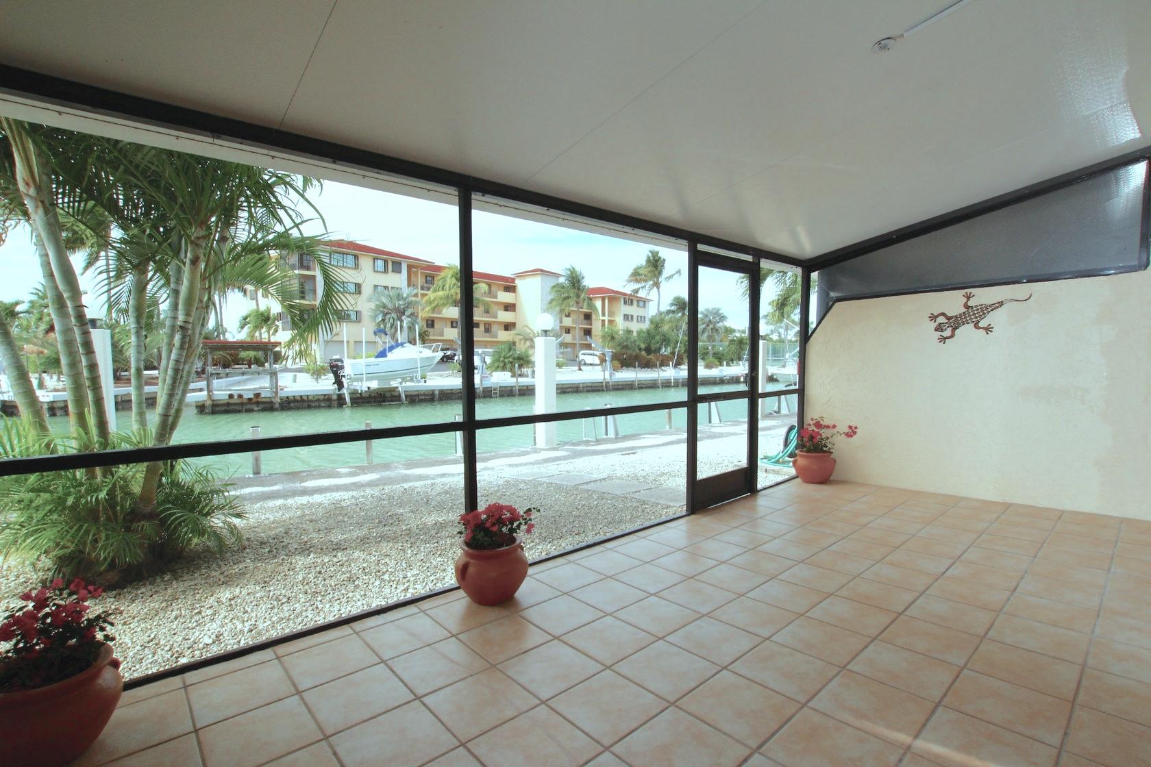423 Sombrero Beach Road, Unit 3 Marathon, FL 33050 - Photo 11 of 43 virtual-tour-197885-17