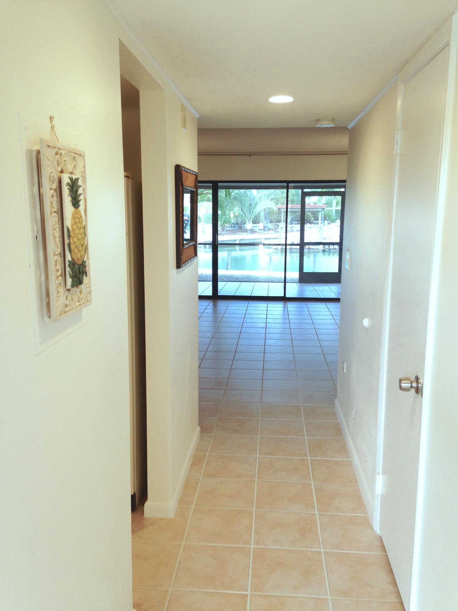 423 Sombrero Beach Road, Unit 3 Marathon, FL 33050 - Photo 6 of 43 IMG_2159