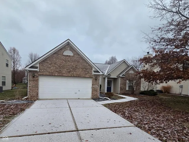 $1,925 | 6475 Glenwood Trace, Zionsville, IN 46077