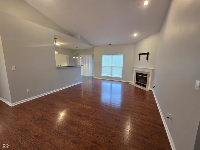 $1,925 | 6475 Glenwood Trace, Zionsville, IN 46077