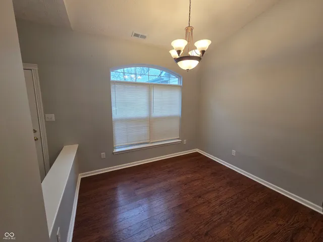 $1,925 | 6475 Glenwood Trace, Zionsville, IN 46077