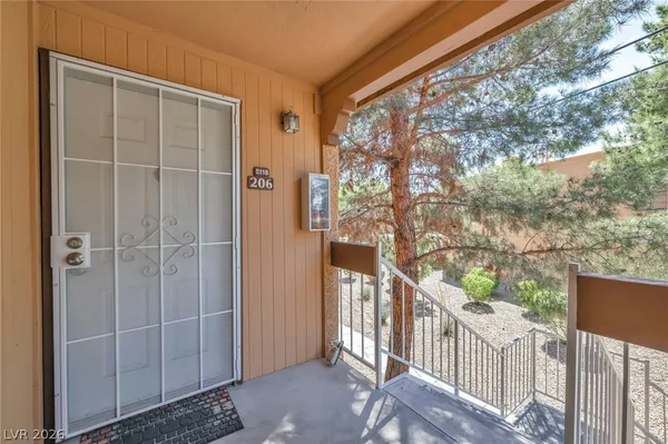 $1,275 | 5118 South Jones Boulevard, Unit 206, Las Vegas, NV 89118
