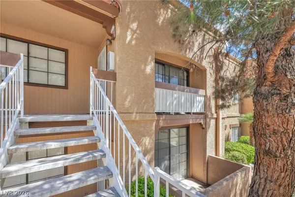 $1,275 | 5118 South Jones Boulevard, Unit 206, Las Vegas, NV 89118