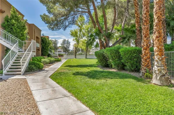 $1,275 | 5118 South Jones Boulevard, Unit 206, Las Vegas, NV 89118