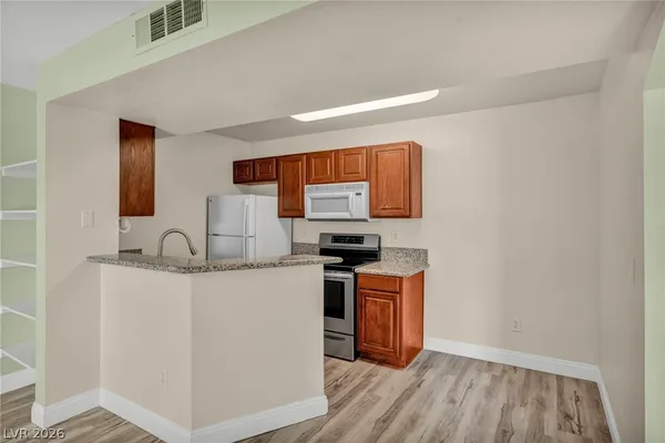 $1,275 | 5118 South Jones Boulevard, Unit 206, Las Vegas, NV 89118