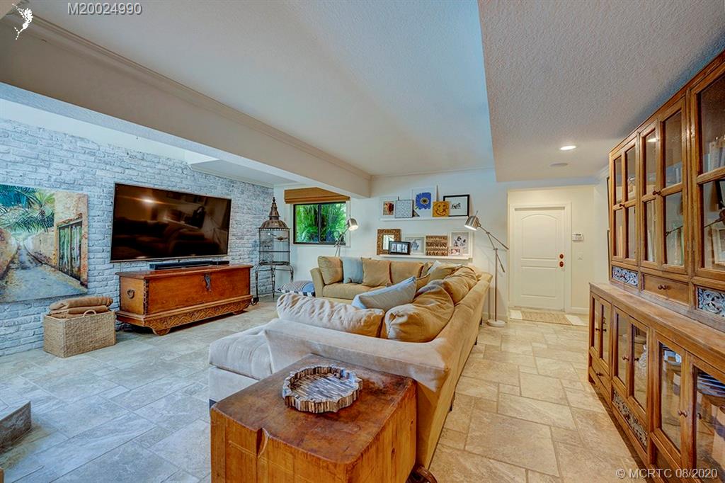 9 East High Point Road Stuart, FL 34996 - Photo 12 of 50 Gallery Image 12