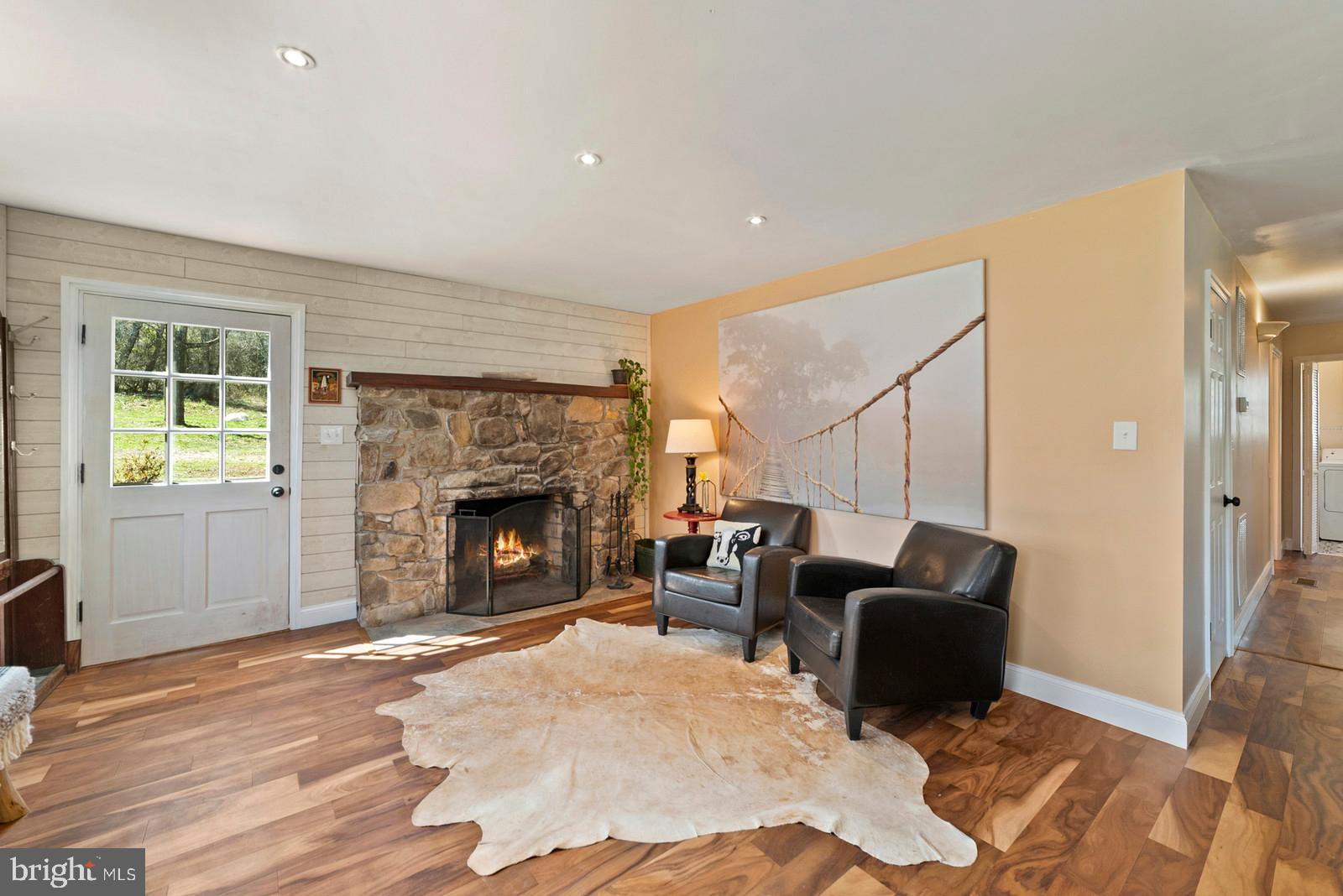 112 Stone Ridge Lane Paris, VA 20130 - Photo 11 of 73 Gallery Image 11