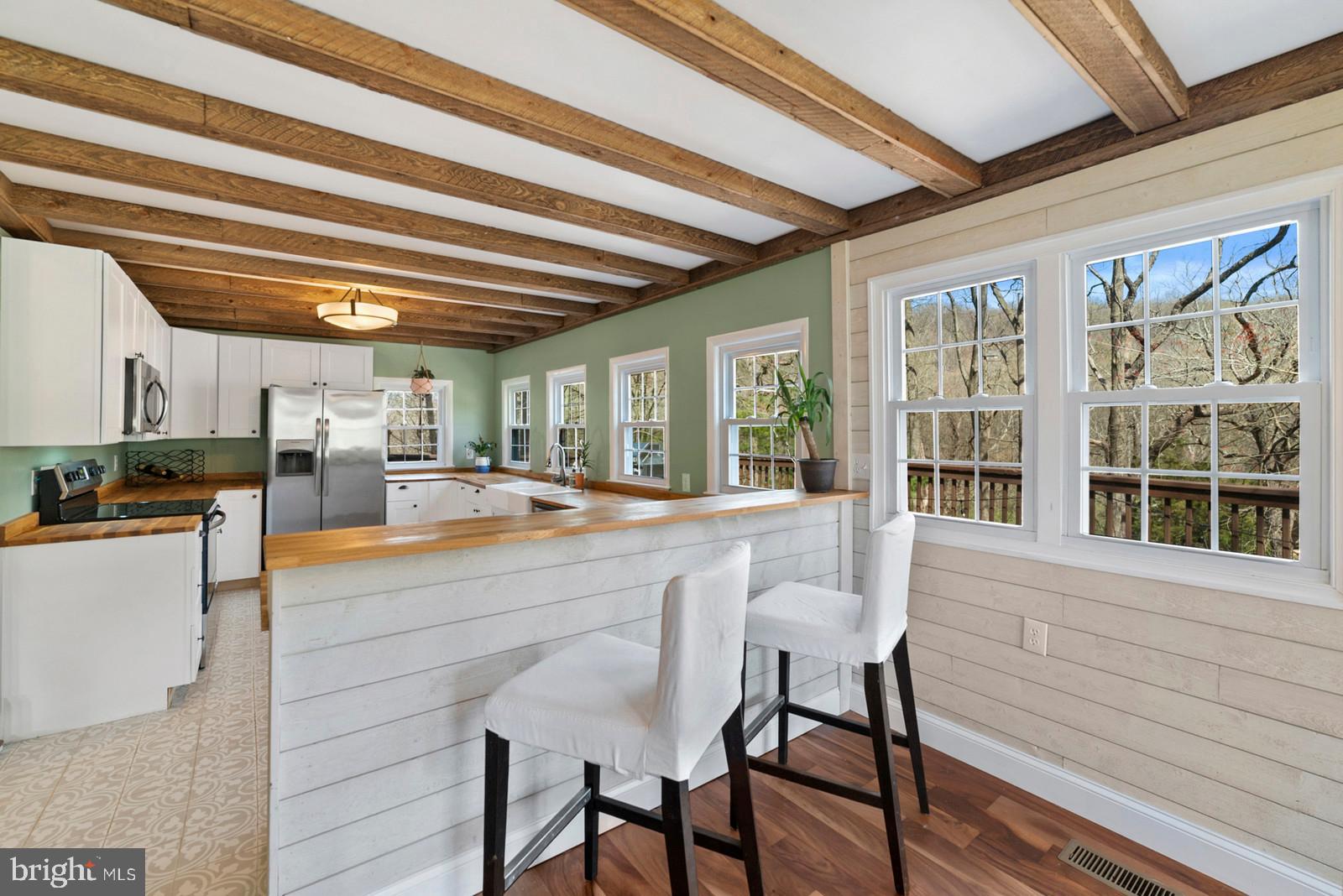 112 Stone Ridge Lane Paris, VA 20130 - Photo 17 of 73 Gallery Image 17