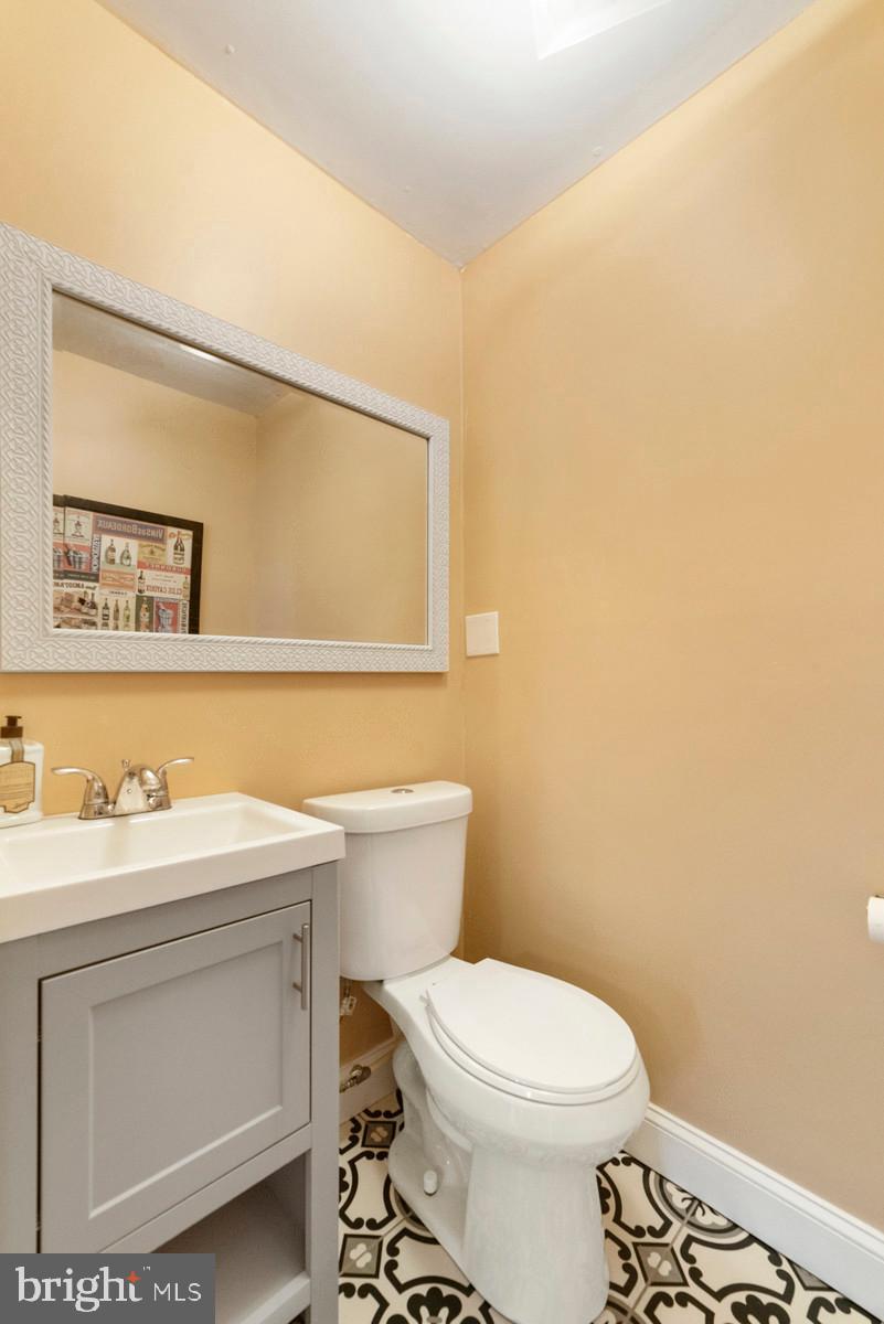 112 Stone Ridge Lane Paris, VA 20130 - Photo 34 of 73 Gallery Image 34