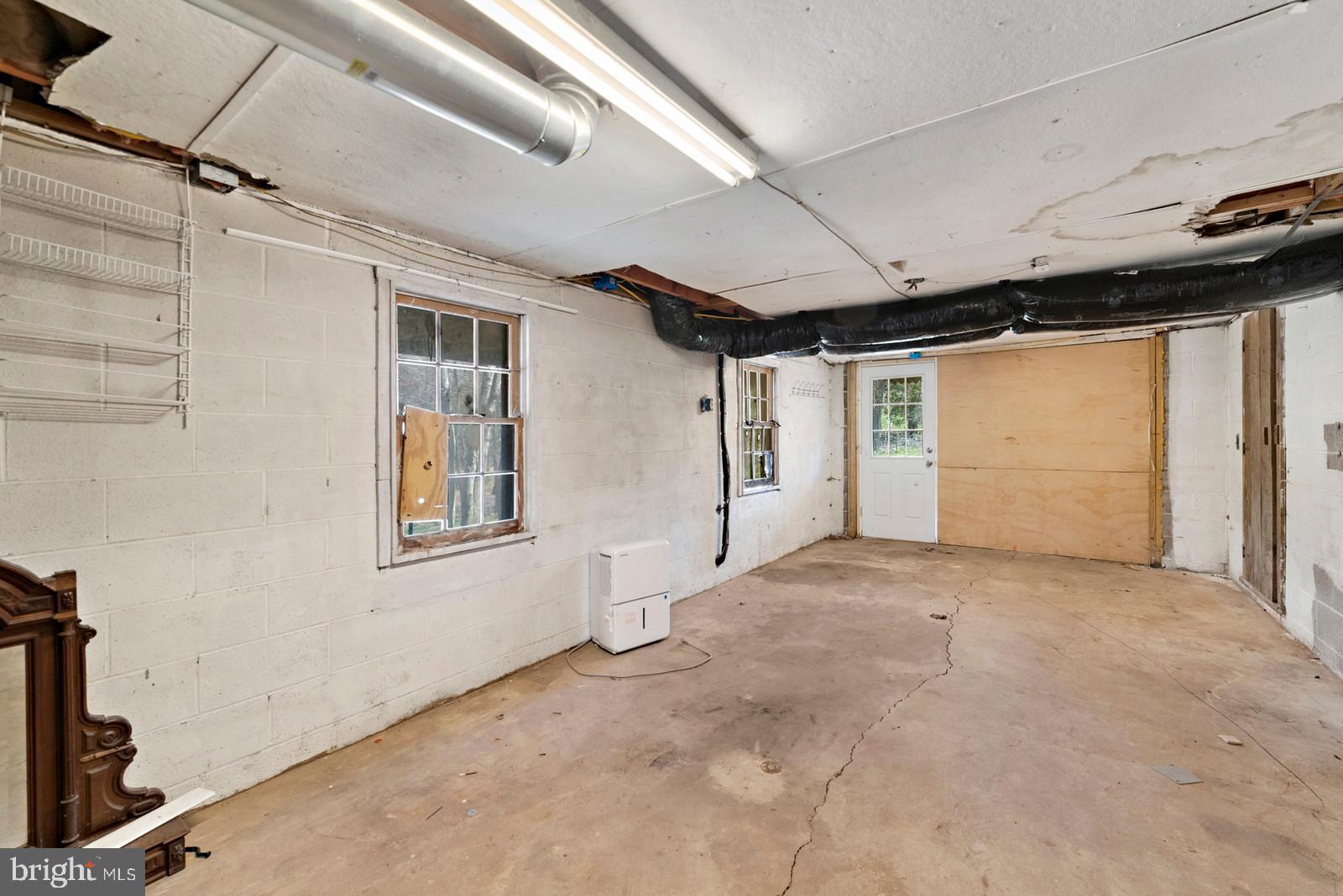 112 Stone Ridge Lane Paris, VA 20130 - Photo 38 of 73 Gallery Image 38