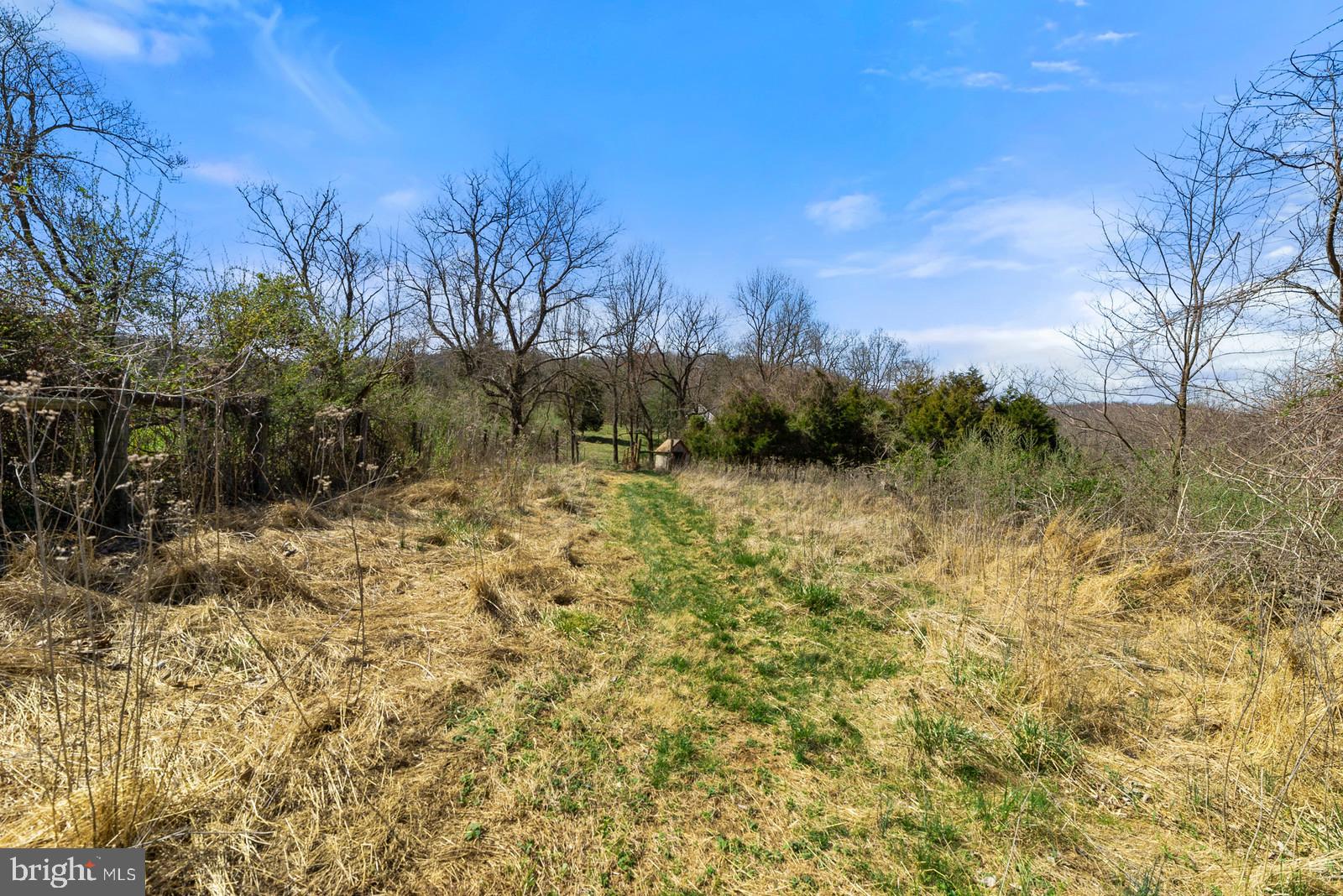 112 Stone Ridge Lane Paris, VA 20130 - Photo 40 of 73 Gallery Image 40