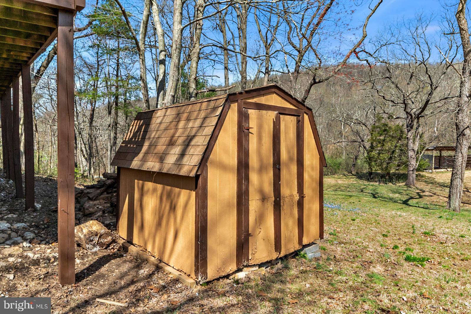 112 Stone Ridge Lane Paris, VA 20130 - Photo 57 of 73 Gallery Image 57
