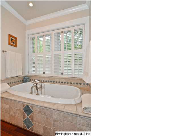 972 Linwood Road Birmingham, AL 35222 - Photo 20 of 32