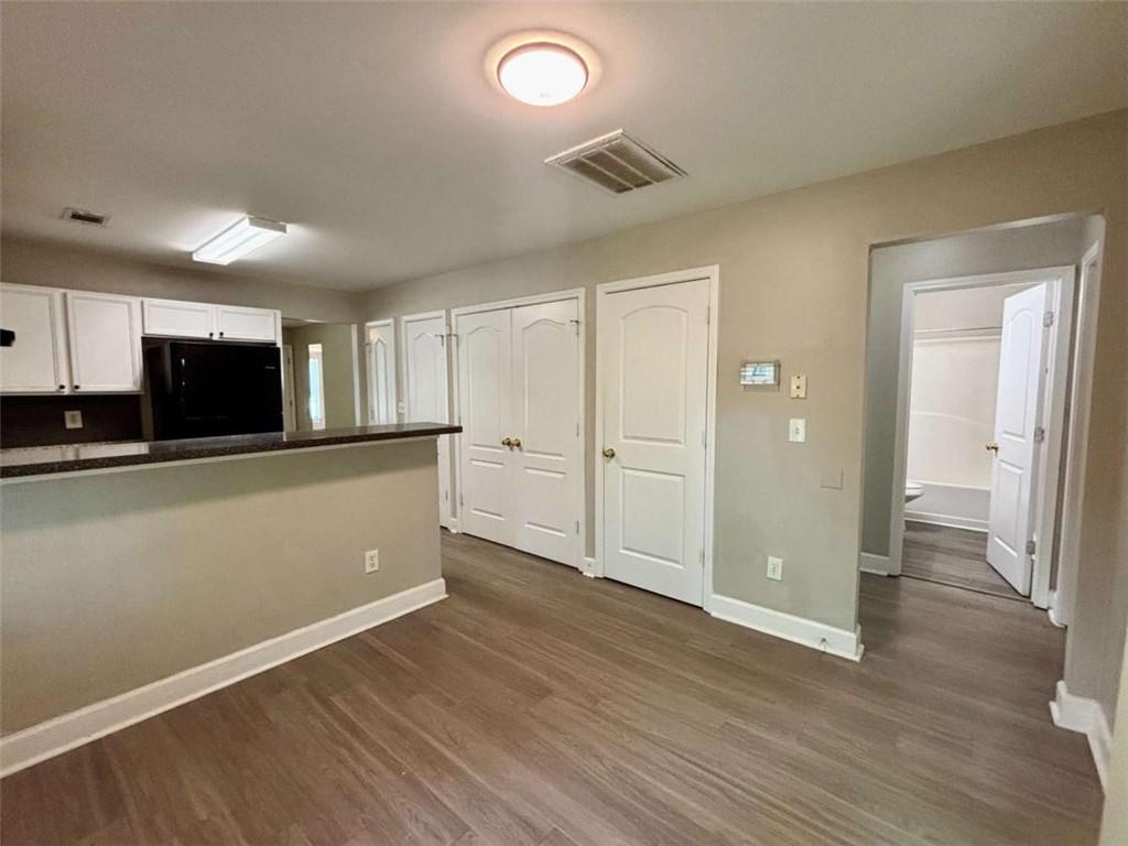 2595 Elliott Street Northwest Atlanta, GA 30318 - Photo 8 of 27